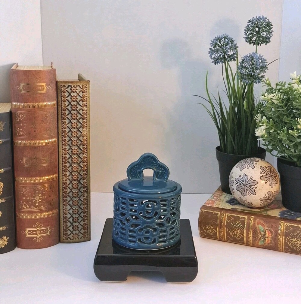 NWT Pier 1 Turquoise Blue Ceramic Reticulated Decorative Container/Candle